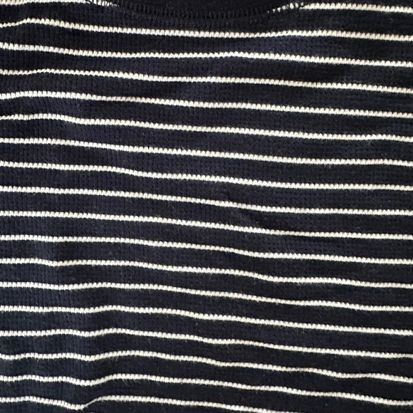 Waffle slightly cropped long sleeve t shirt - Picture 3 of 3